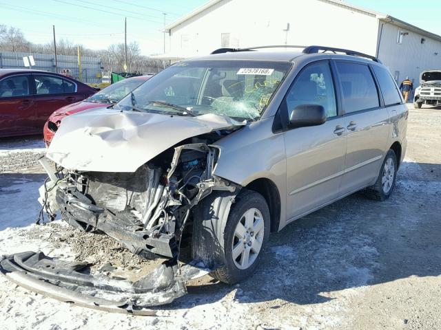 5TDZA23C96S534478 - 2006 TOYOTA SIENNA CE GOLD photo 2