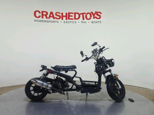 L9NTEACX9G1250842 - 2016 TAOT SCOOTER BLACK photo 1