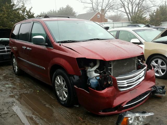 2A4RR8DG4BR609517 - 2011 CHRYSLER TOWN & COU RED photo 1