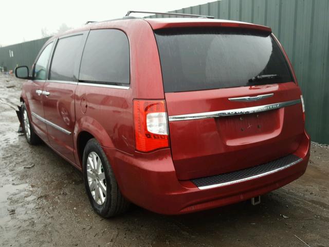 2A4RR8DG4BR609517 - 2011 CHRYSLER TOWN & COU RED photo 3