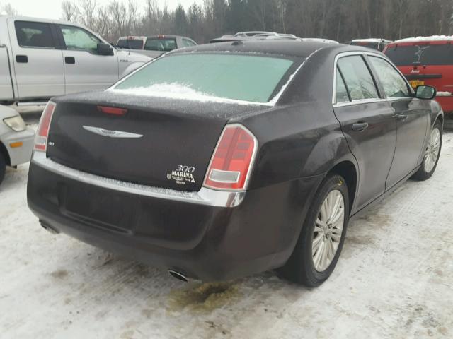 2C3CCARG0DH581158 - 2013 CHRYSLER 300 BLACK photo 4