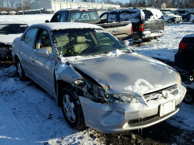 1HGCG1653XA015423 - 1999 HONDA ACCORD EX SILVER photo 1