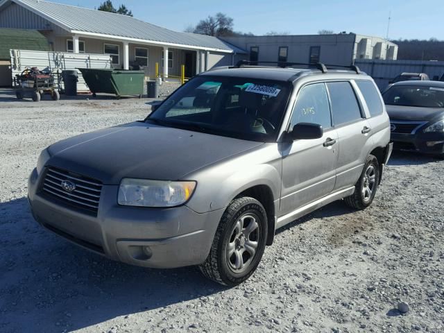 JF1SG63626H752709 - 2006 SUBARU FORESTER 2 GRAY photo 2