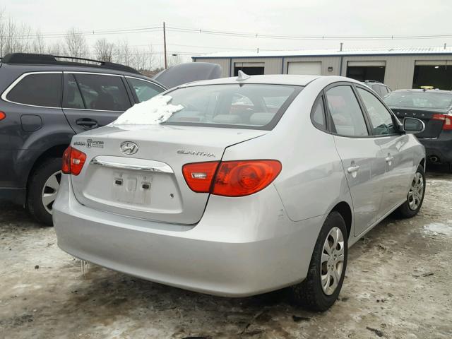 KMHDU4AD9AU826558 - 2010 HYUNDAI ELANTRA BL SILVER photo 4