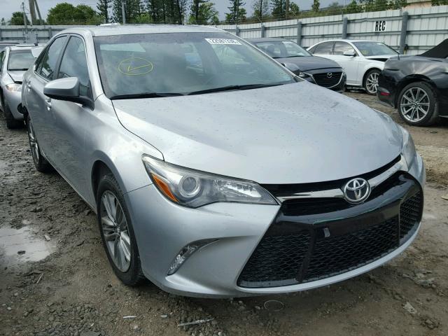 4T1BF1FK7GU581209 - 2016 TOYOTA CAMRY LE SILVER photo 1