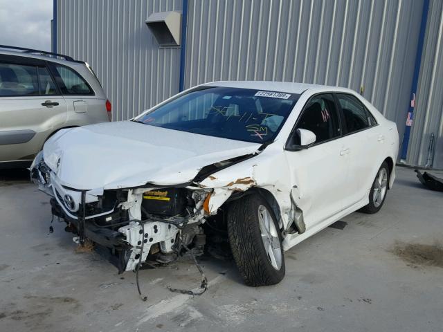 4T1BF1FK7CU148757 - 2012 TOYOTA CAMRY BASE WHITE photo 2