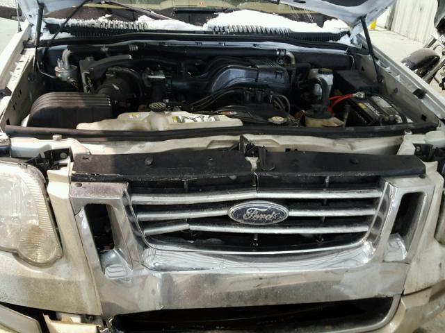 1FMEU7EE4AUA18854 - 2010 FORD EXPLORER E WHITE photo 7