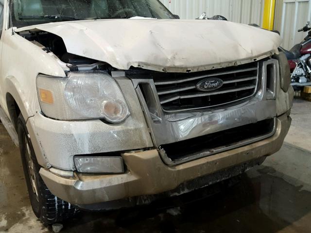 1FMEU7EE4AUA18854 - 2010 FORD EXPLORER E WHITE photo 9