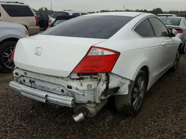 1HGCS1A35AA003592 - 2010 HONDA ACCORD LX WHITE photo 4