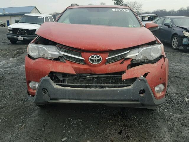 2T3RFREV0FW298052 - 2015 TOYOTA RAV4 XLE ORANGE photo 9