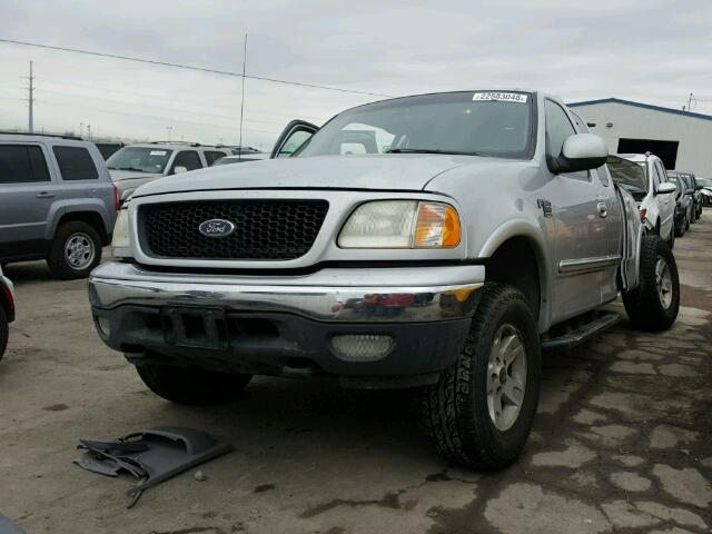 1FTRX18L4YNB40395 - 2000 FORD F150 SILVER photo 2