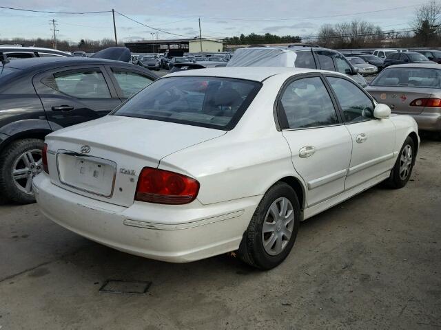 KMHWF25H25A129129 - 2005 HYUNDAI SONATA GL WHITE photo 4