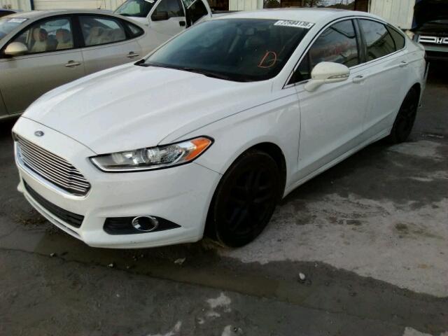 3FA6P0HR9DR204445 - 2013 FORD FUSION SE WHITE photo 2