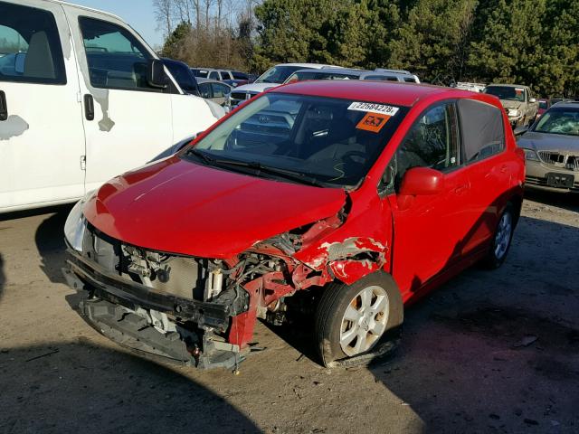 3N1BC1CP6AL375574 - 2010 NISSAN VERSA S RED photo 2