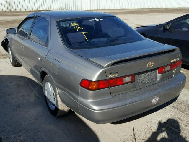 4T1BF22KXWU068966 - 1998 TOYOTA CAMRY CE GRAY photo 3