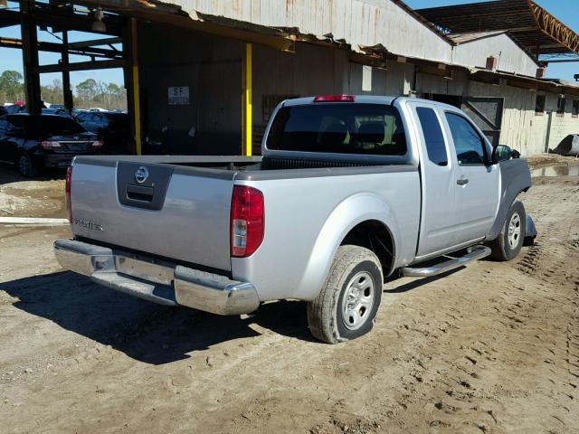 1N6BD0CT8AC438619 - 2010 NISSAN FRONTIER K SILVER photo 4