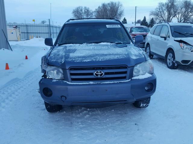 JTEEP21A340052695 - 2004 TOYOTA HIGHLANDER BLUE photo 9