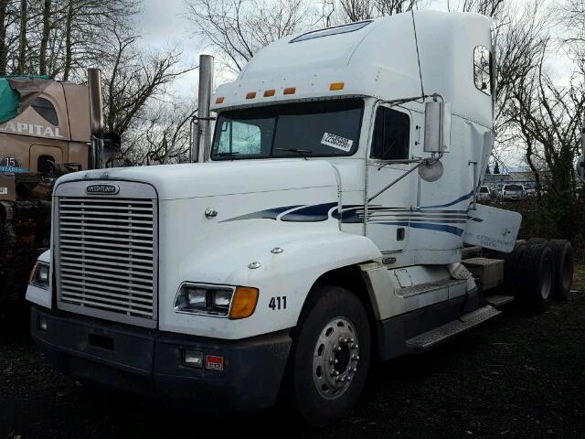 1FUJAHCG01PF96630 - 2001 FREIGHTLINER CONVENTION WHITE photo 2