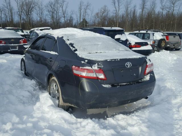 4T1BF3EK1BU680209 - 2011 TOYOTA CAMRY BASE GRAY photo 3