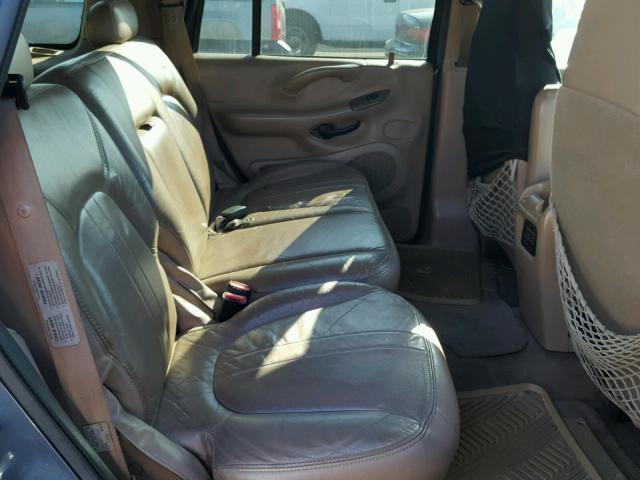 1FMRU17L0WLB11099 - 1998 FORD EXPEDITION BLUE photo 6