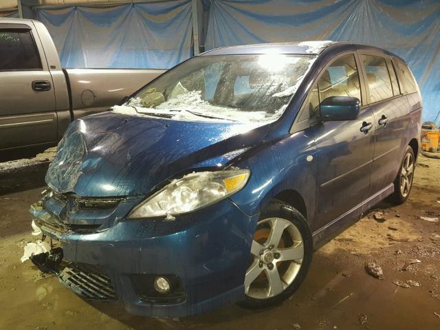 JM1CR293570135934 - 2007 MAZDA 5 GREEN photo 2