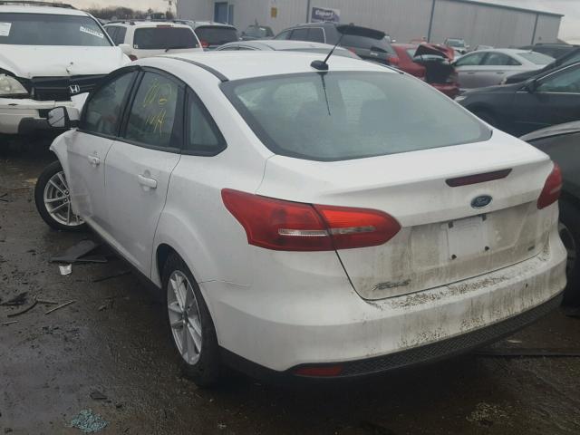 1FADP3F23HL346986 - 2017 FORD FOCUS SE WHITE photo 3