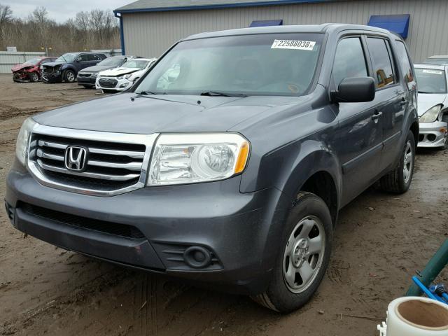 5FNYF3H22CB001777 - 2012 HONDA PILOT LX CHARCOAL photo 2