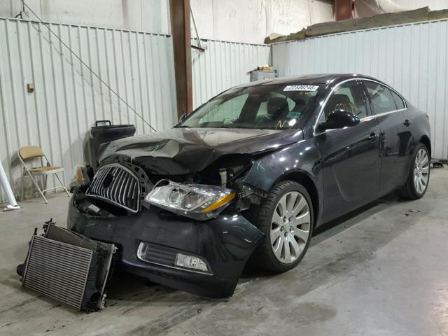 W04G15GV9B1061865 - 2011 BUICK REGAL CXL BLACK photo 2