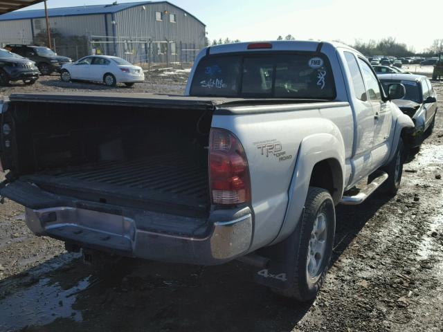 5TEUU42N96Z286249 - 2006 TOYOTA TACOMA ACC SILVER photo 4