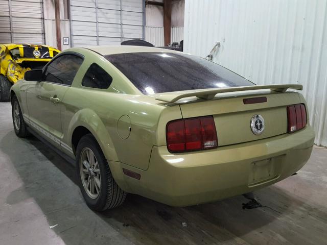 1ZVFT80N365112361 - 2006 FORD MUSTANG GREEN photo 3