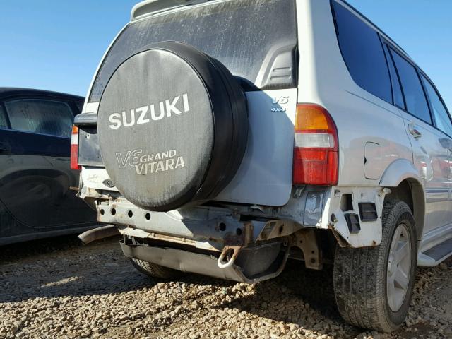 JS3TX92V024104054 - 2002 SUZUKI XL7 PLUS WHITE photo 9