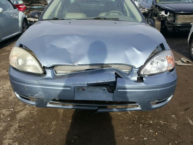 1FAFP532X5A147465 - 2005 FORD TAURUS SE BLUE photo 9