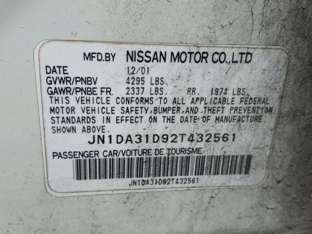 JN1DA31D92T432561 - 2002 NISSAN MAXIMA GLE WHITE photo 10