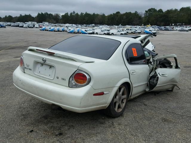 JN1DA31D92T432561 - 2002 NISSAN MAXIMA GLE WHITE photo 4