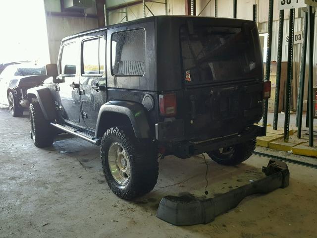 1J4GA39118L568304 - 2008 JEEP WRANGLER U BLACK photo 3