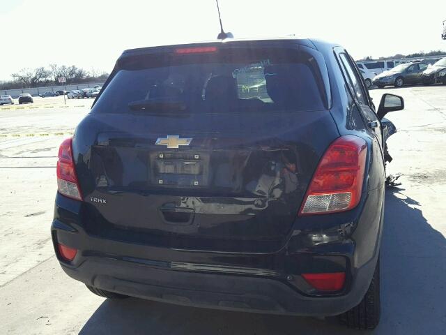 3GNCJKSB6HL146428 - 2017 CHEVROLET TRAX LS BLACK photo 10