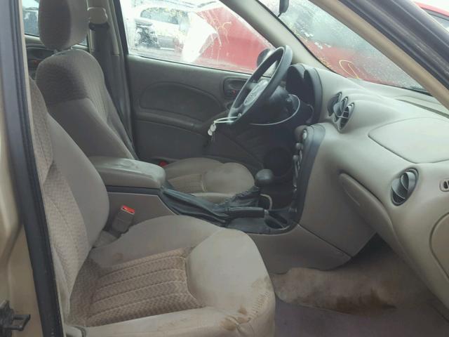 1G2NE52F33C318613 - 2003 PONTIAC GRAND AM S 金色 照片 5