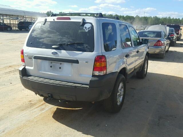 1FMCU03156KB88612 - 2006 FORD ESCAPE SILVER photo 4