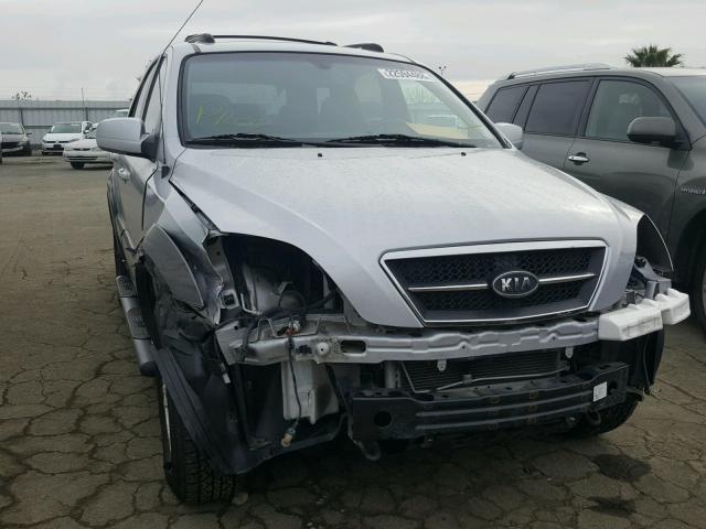 KNDJC733445329268 - 2004 KIA SORENTO EX SILVER photo 1