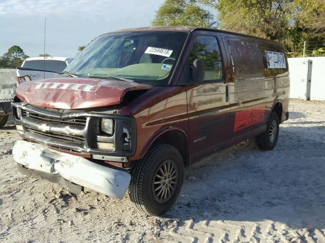 1GCGG25W5Y1201370 - 2000 CHEVROLET EXPRESS G2 MAROON photo 2