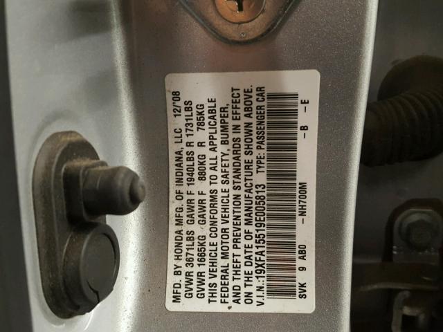 19XFA15519E005813 - 2009 HONDA CIVIC LX SILVER photo 10