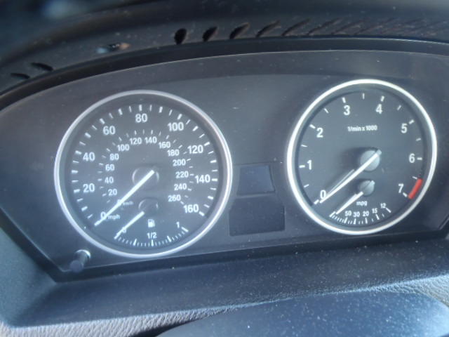 5UXFE83559L169359 - 2009 BMW X5 XDRIVE4 Weiß Foto 8