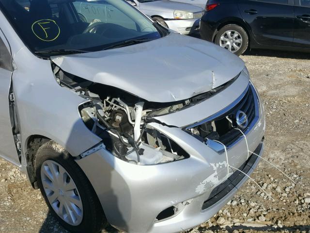 3N1CN7AP1CL892143 - 2012 NISSAN VERSA S SILVER photo 9