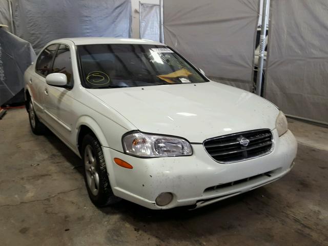 JN1CA31D31T824137 - 2001 NISSAN MAXIMA GXE WHITE photo 1