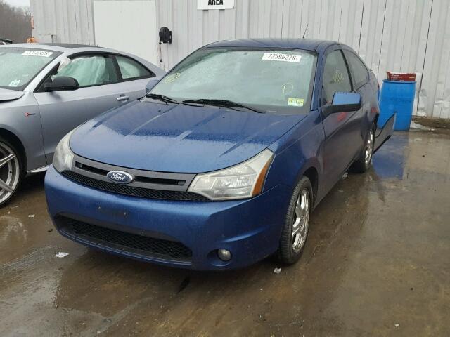 1FAHP32N39W134171 - 2009 FORD FOCUS SE BLUE photo 2