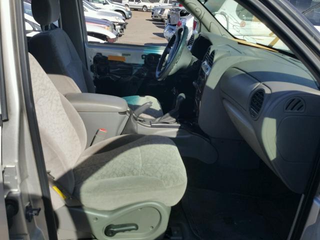 4NUES16S946121731 - 2004 ISUZU ASCENDER S 银色 照片 5