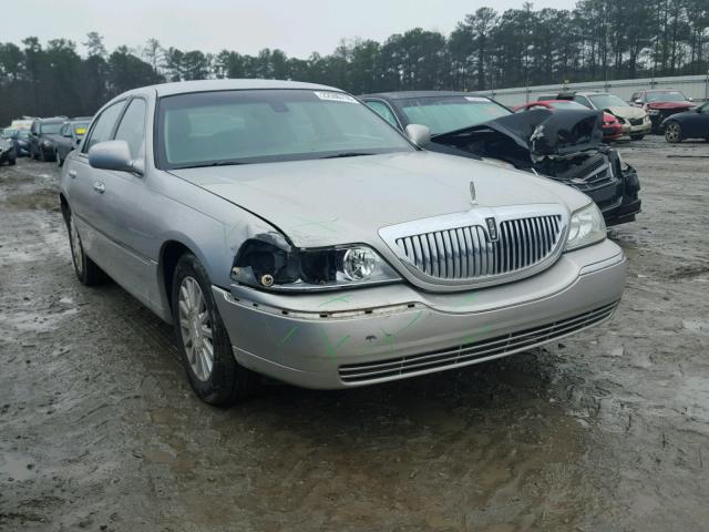 1LNHM82W33Y603212 - 2003 LINCOLN TOWN CAR S SILVER photo 1