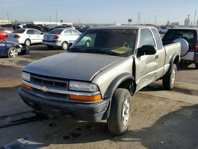 1GCCT19W1Y8302735 - 2000 CHEVROLET S TRUCK S1 TAN photo 2