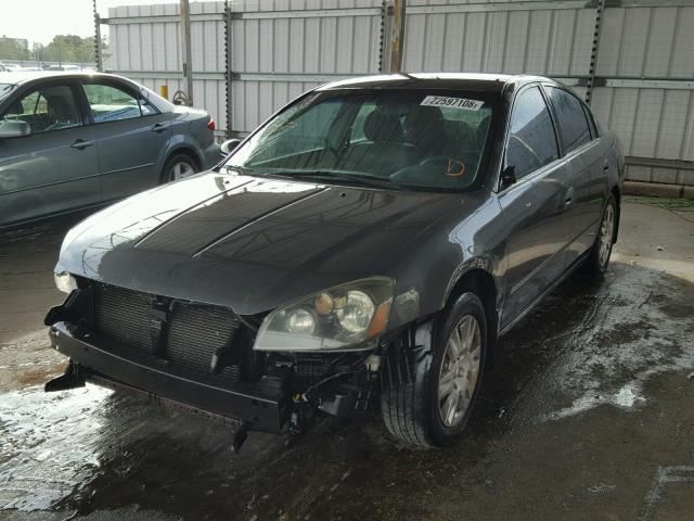 1N4AL11D55N904896 - 2005 NISSAN ALTIMA S GRAY photo 2