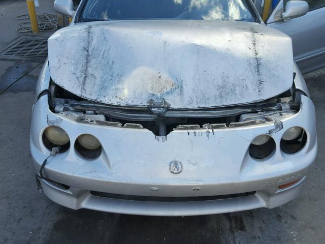 JH4DC4351YS004810 - 2000 ACURA INTEGRA LS SILVER photo 7